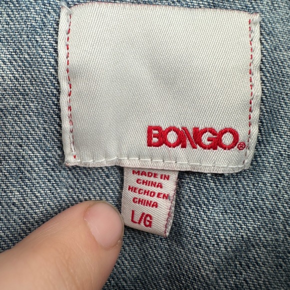 Y2K Bongo Women's Medium Wash Distressed Cropped Denim Trucker Jacket Size Large - Picture 4 of 8